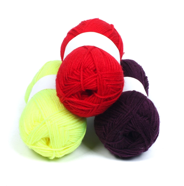 POLYESTER YARN